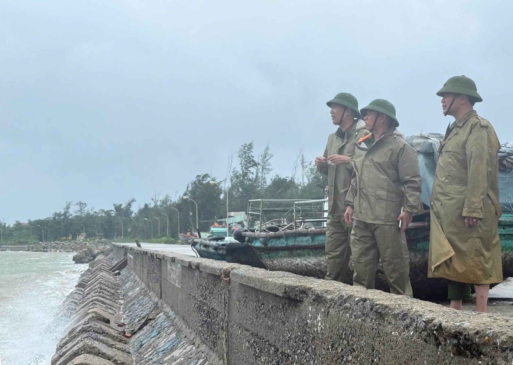 Công an đặc khu Bạch Long Vĩ khẩn trương triển khai nhiệm vụ ứng phó bão số 4 và mưa lũ